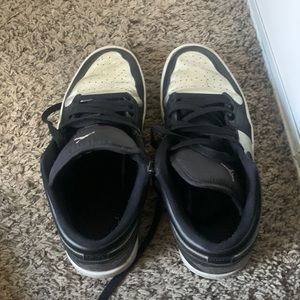 USED AIR JORDANS